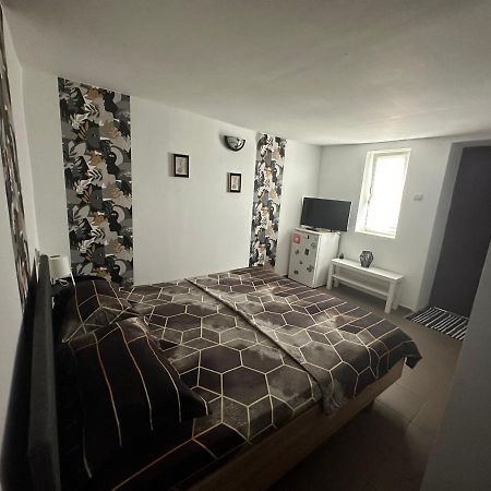 Camere De Inchiriat David Casa David Corbu Eksteriør bilde